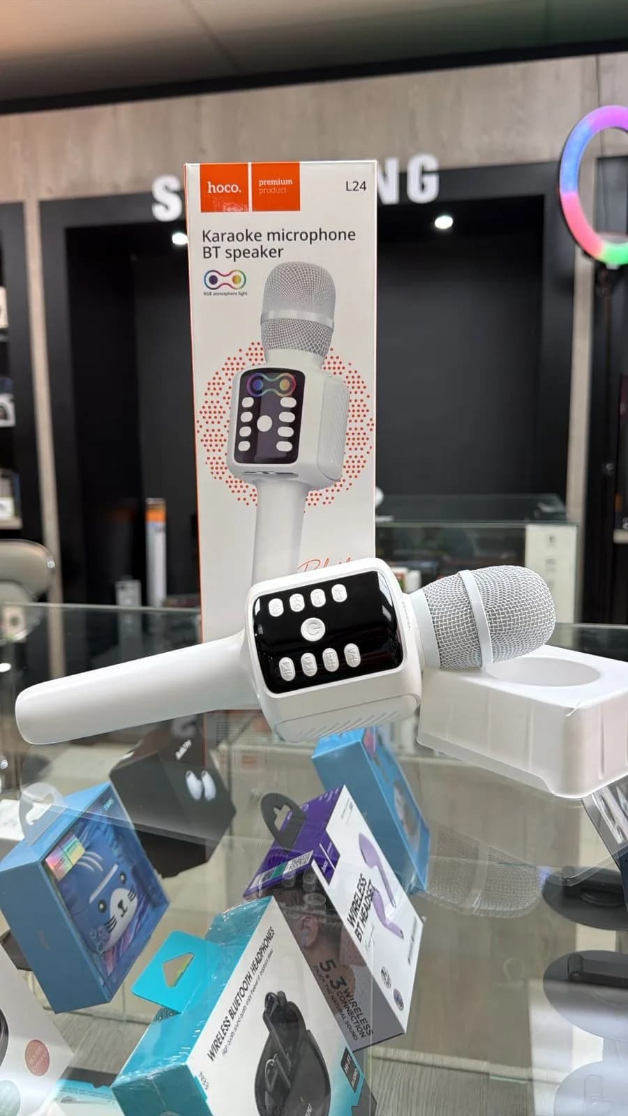 Karaoke Microphone Bluetooth Speaker