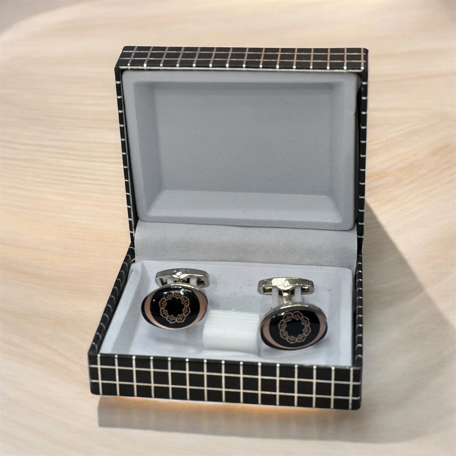 Round Onyx Cufflink Set